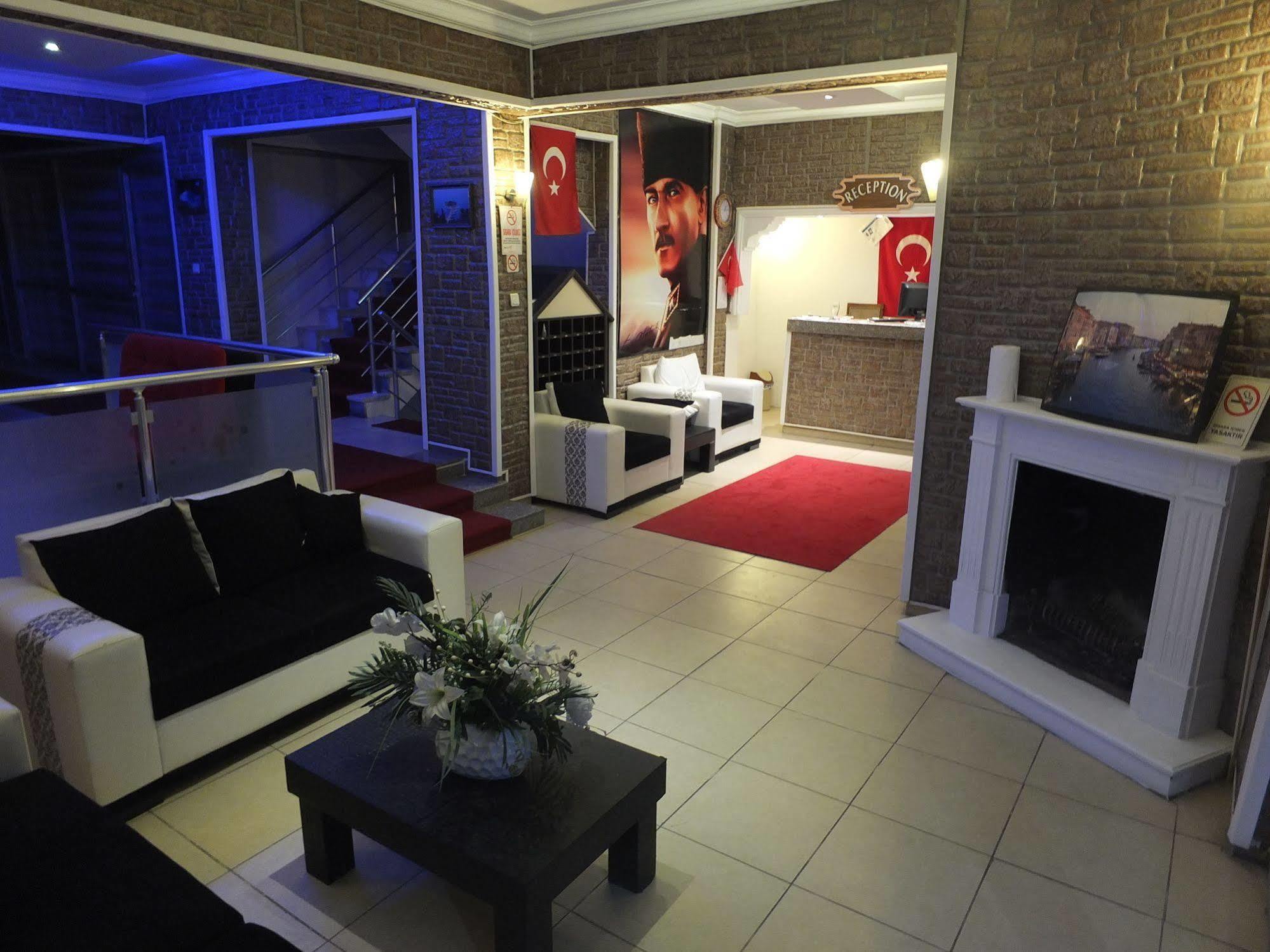 Ada Butik Hotel Kuşadası Buitenkant foto