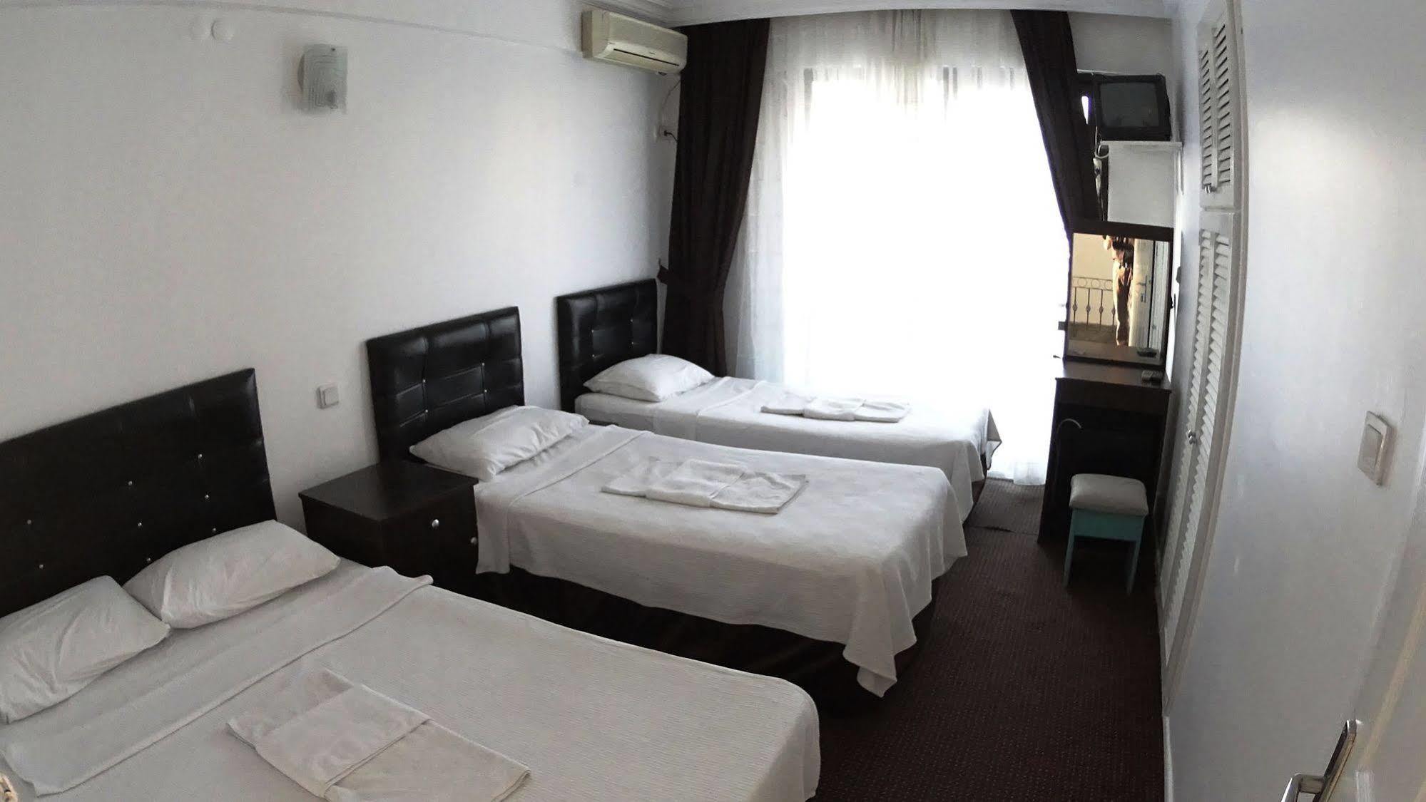 Ada Butik Hotel Kuşadası Buitenkant foto